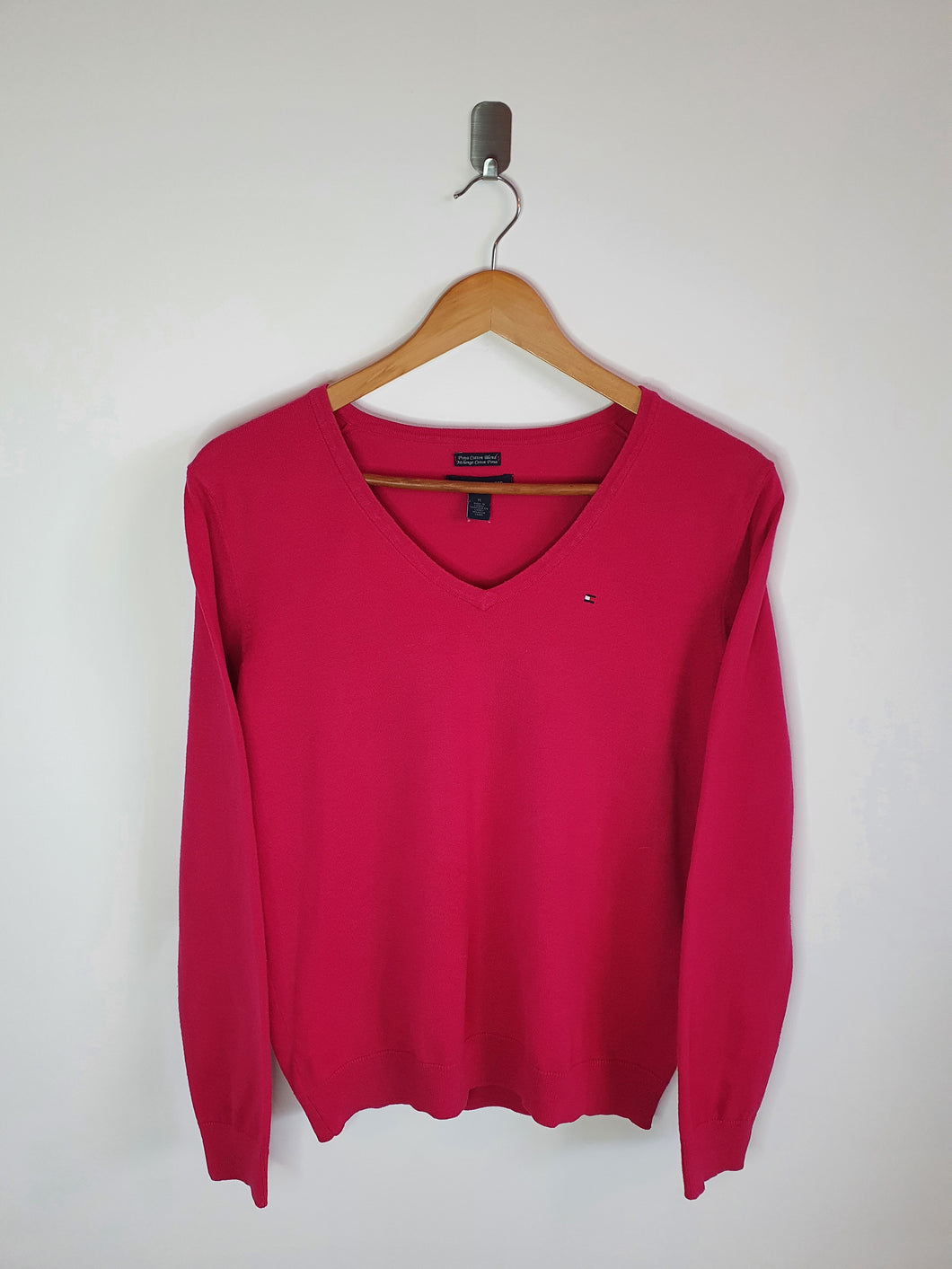 Tommy Hilfiger Womens Hot Pink V Neck Sweatshirt - M